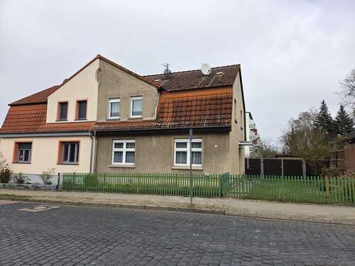 Foto - Haus zum Kaufen in Perleberg 125.000,00 € 130 m²