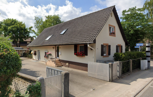 Foto - Haus zum Kaufen in Hügelsheim 260.000,00 € 179.6 m²