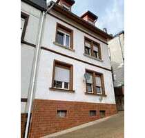 Haus zum Kaufen in Pirmasens 169.000,00 € 230 m²