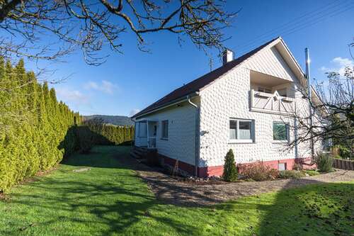 Foto - Haus zum Kaufen in Dietingen 499.000,00 € 175 m²