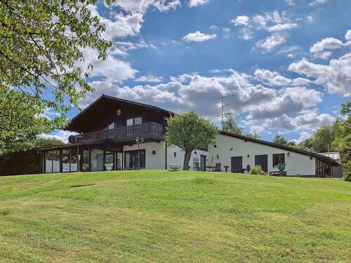 Foto - Haus zum Kaufen in Hofkirchen 560.000,00 € 205 m²