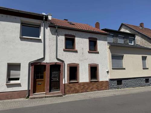 Foto - Haus zum Kaufen in Worms 195.000,00 € 117.63 m²