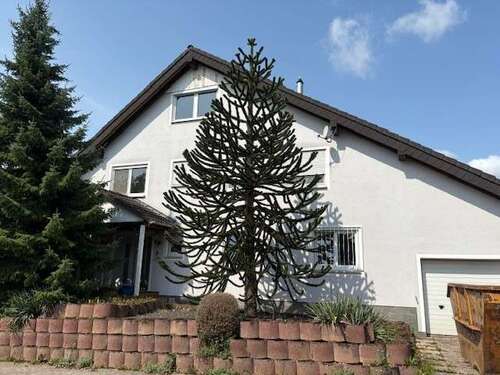 Foto - Haus zum Kaufen in Friedberg 550.000,00 € 345 m²