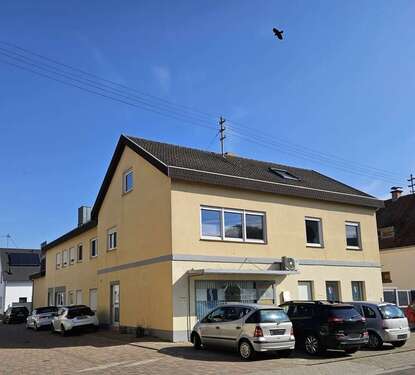 Foto - Haus zum Kaufen in Altdorf 1.199.000,00 € 546 m²