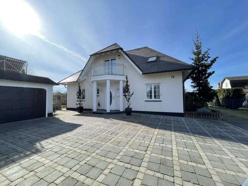 Foto - Haus zum Kaufen in Hennigsdorf 1.300.000,00 € 244 m²