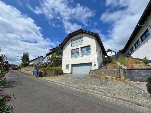 Foto - Haus zum Kaufen in Mudersbach 499.000,00 € 180 m²