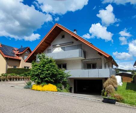 Foto - Haus zum Kaufen in Friolzheim 699.000,00 € 207 m²