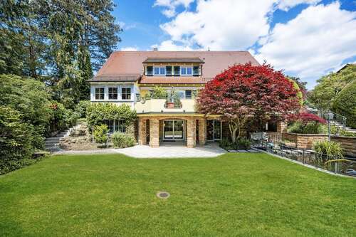 Foto - Haus zum Kaufen in Ebersbach an der Fils 1.350.000,00 € 219 m²