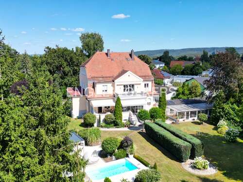 Foto - Haus zum Kaufen in Maxhütte-Haidhof 1.449.000,00 € 350 m²