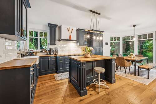 Foto - Haus zum Kaufen in Haan 1.150.000,00 € 219 m²