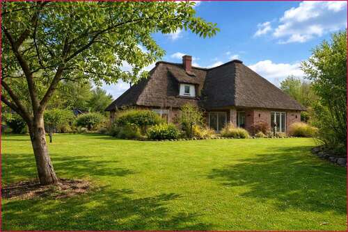 Foto - Haus zum Kaufen in Drage 795.000,00 € 220 m²