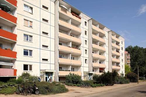 Foto - Wohnung zum Mieten in Neubrandenburg 262,00 € 59.96 m²