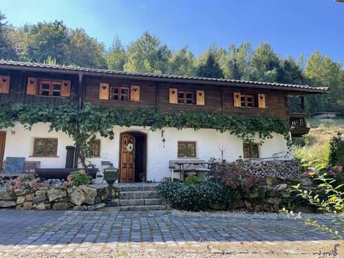 Foto - Haus zum Kaufen in Tiefenbach (Passau) 1.390.000,00 € 220 m²