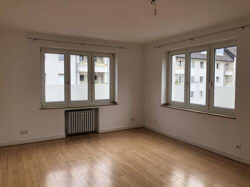 Foto - Wohnung zum Mieten in Düsseldorf-Benrath 950,00 € 77.7 m²