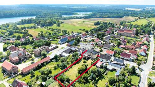Foto - Haus zum Kaufen in Falkenhagen (Mark) 70.000,00 € 500 m²