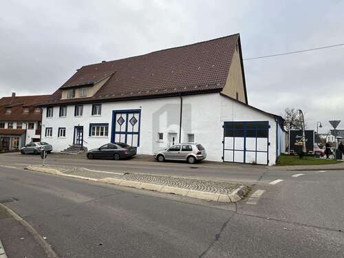 Foto - Haus zum Kaufen in Aldingen 596.000,00 € 360 m²
