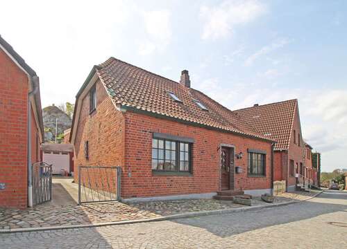 Foto - Haus zum Kaufen in Bad Segeberg 239.000,00 € 120 m²