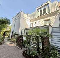 Haus zum Kaufen in Karlsruhe 1.490.000,00 € 196 m²