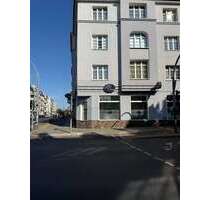 Einzelhandel in Berlin 1.989,00 € 153 m²