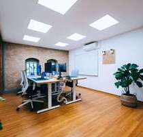 Büro in Rostock 160,00 € 8 m² - 160,00 EUR Kaltmiete, ca.  8,00 m² in Rostock (PLZ: 18055)