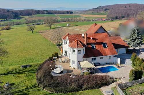 Foto - Haus zum Kaufen in Kandern 1.050.000,00 € 269 m²