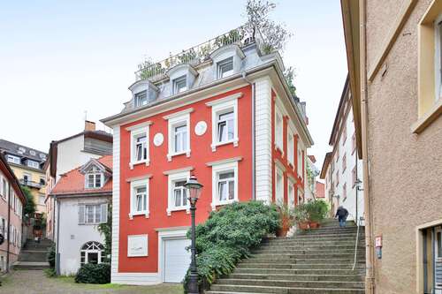 Foto - Haus zum Kaufen in Baden-Baden 2.490.000,00 € 230 m²