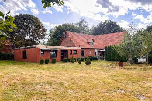 Foto - Haus zum Kaufen in Neustadt am Rübenberge 245.000,00 € 240.09 m²