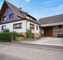 Haus zum Kaufen in Allendorf (Eder) 245.000,00 € 194.5 m²