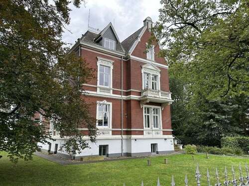 Foto - Haus zum Kaufen in Stadthagen 1.295.000,00 € 492.84 m²