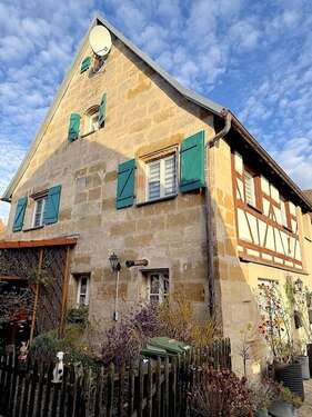 Foto - Haus zum Kaufen in Lauf 460.000,00 € 180 m²