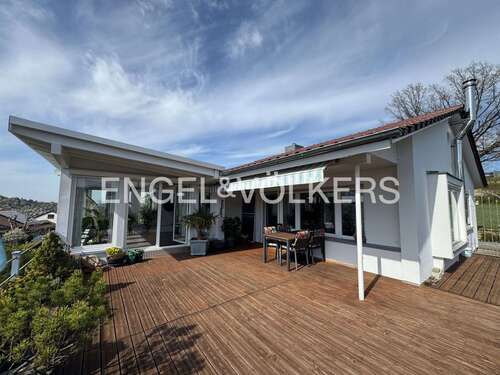 Foto - Haus zum Kaufen in Pfullingen 690.000,00 € 137 m²