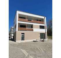 Haus zum Mieten in Pforzen 2.200,00 € 239 m²
