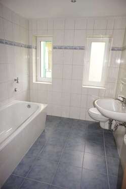 Foto - Wohnung zum Mieten in Chemnitz 325,00 € 60.36 m²