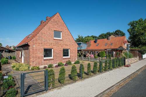 Foto - Haus zum Kaufen in Adendorf 270.000,00 € 81.6 m²