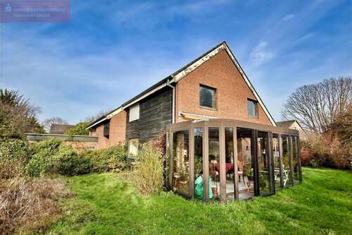 Foto - Haus zum Kaufen in Burgwedel 499.000,00 € 235.16 m²