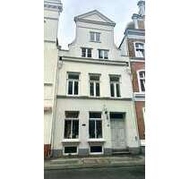 Wohnung zum Mieten in Lübeck 975,00 € 75 m² Wohnung zum Mieten in Lübeck 975,00 € 75 m²