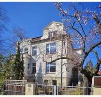 Haus zum Kaufen in Berlin Lichterfelde-West 2.175.000,00 € 453 m²