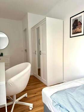 Foto - WG-Zimmer in Düsseldorf 899,00 € 20 m²