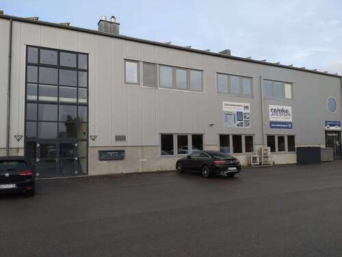 Foto - Büro in Rednitzhembach 1.330,00 € 174 m²