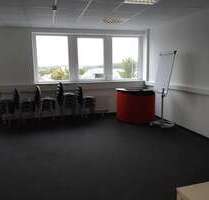 Büro in Rednitzhembach 1.330,00 € 174 m²