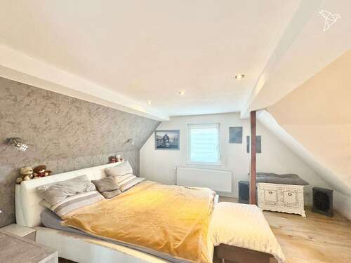 Foto - Haus zum Kaufen in Großostheim 499.000,00 € 231 m²