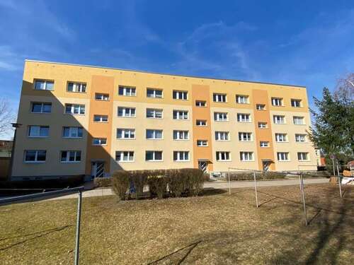 Foto - Wohnung zum Mieten in Feldberger Seenlandschaft 221,17 € 33.01 m²