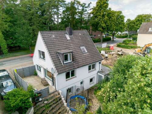 Foto - Haus zum Kaufen in Bad Schwartau 398.000,00 € 120.34 m²