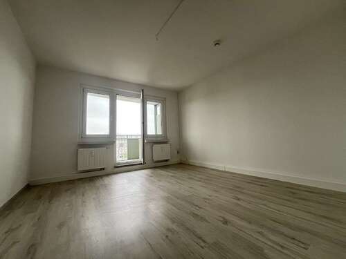 Foto - Wohnung zum Mieten in Chemnitz 350,00 € 69.73 m²