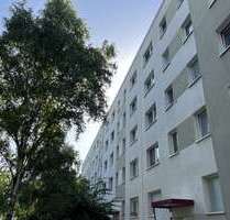 Wohnung zum Mieten in Halle (Saale) 420,00 € 66.45 m²