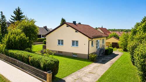 Foto - Haus zum Kaufen in Sengenthal 349.000,00 € 106 m²