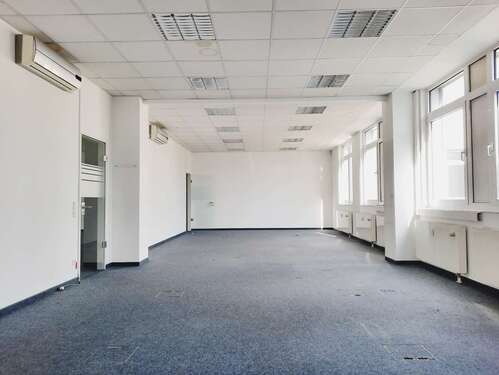 Foto - Büro in Krefeld 3.152,00 € 485 m²