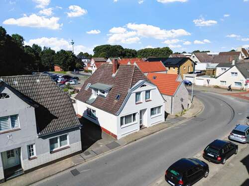 Foto - Haus zum Kaufen in Heide 315.000,00 € 122 m²