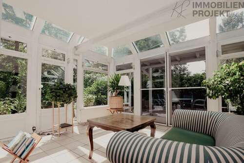 Foto - Haus zum Kaufen in Ahorn 939.000,00 € 576.38 m²