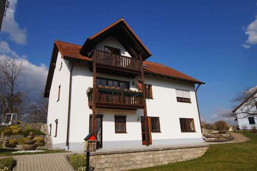 Foto - Haus zum Kaufen in Pyrbaum 638.000,00 € 206 m²